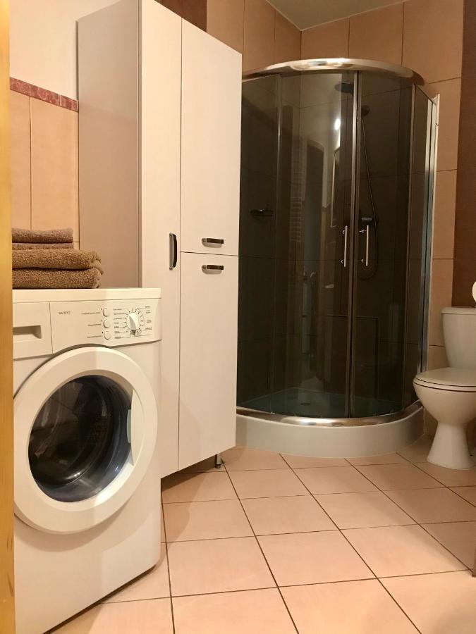Appartement Apartament Matia Studio à Jelenia Góra Extérieur photo